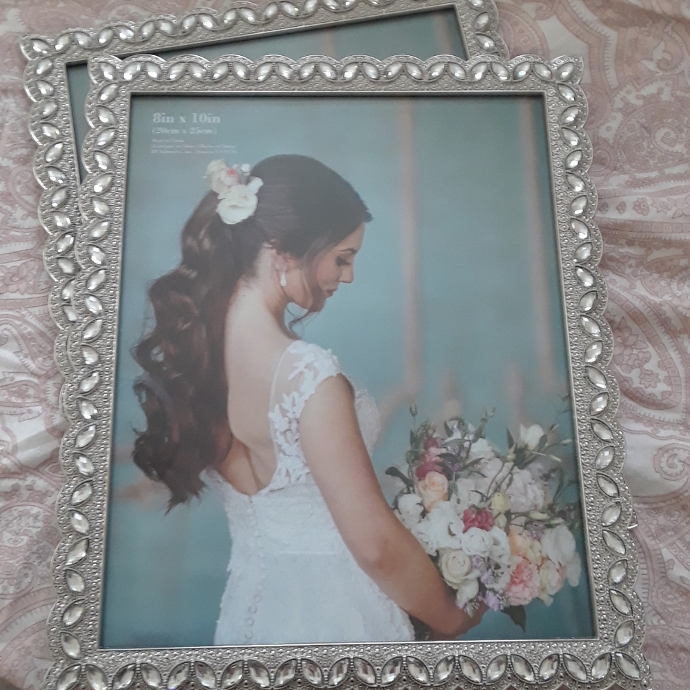 2 8×10 frames